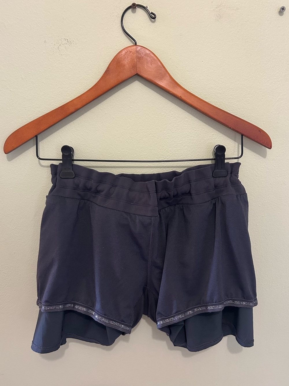 Lululemon Pleated Skort Size 10 - Picture 5 of 5